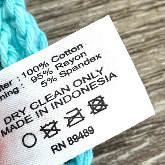 Bali Chic Blue crocheted bikini top - Picture 8 of 11